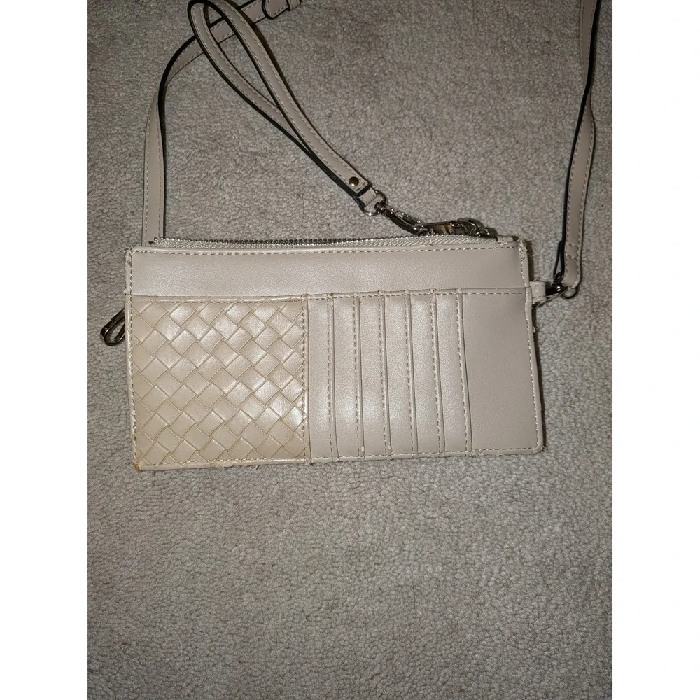 Jen & Co‎ Beige Woven Vegan Leather Crossbody Wallet Bag Card Holder Clutch